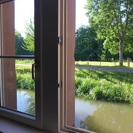 La Maison Carré Appartement *